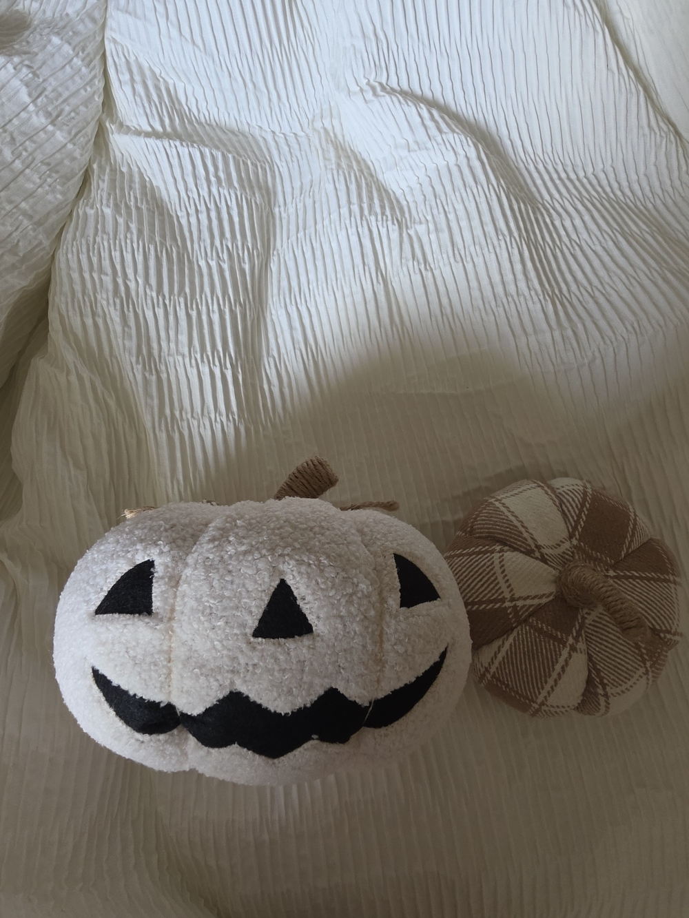 Cream Plush Pumpkin Decorative Pillow Set- Halloween Accent